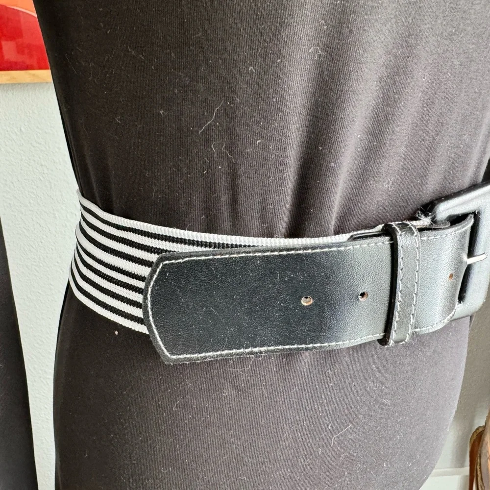 Infinity Vintage Striped Stretch Belt